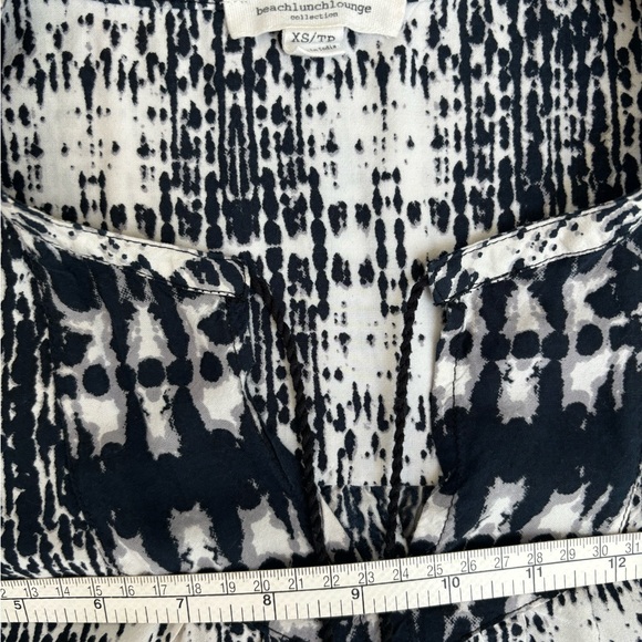 Beach Lunch Lounge Dress - Picture 3 of 9